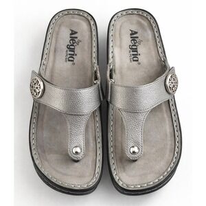 Alegria Carina Silver Metallic Leather Thong Platform Sandals Womens 39